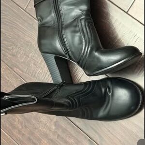 Worth Classic Black Leather Heeled Boots